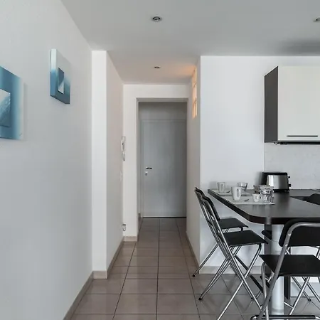 Blue Lake Apartment Lugano